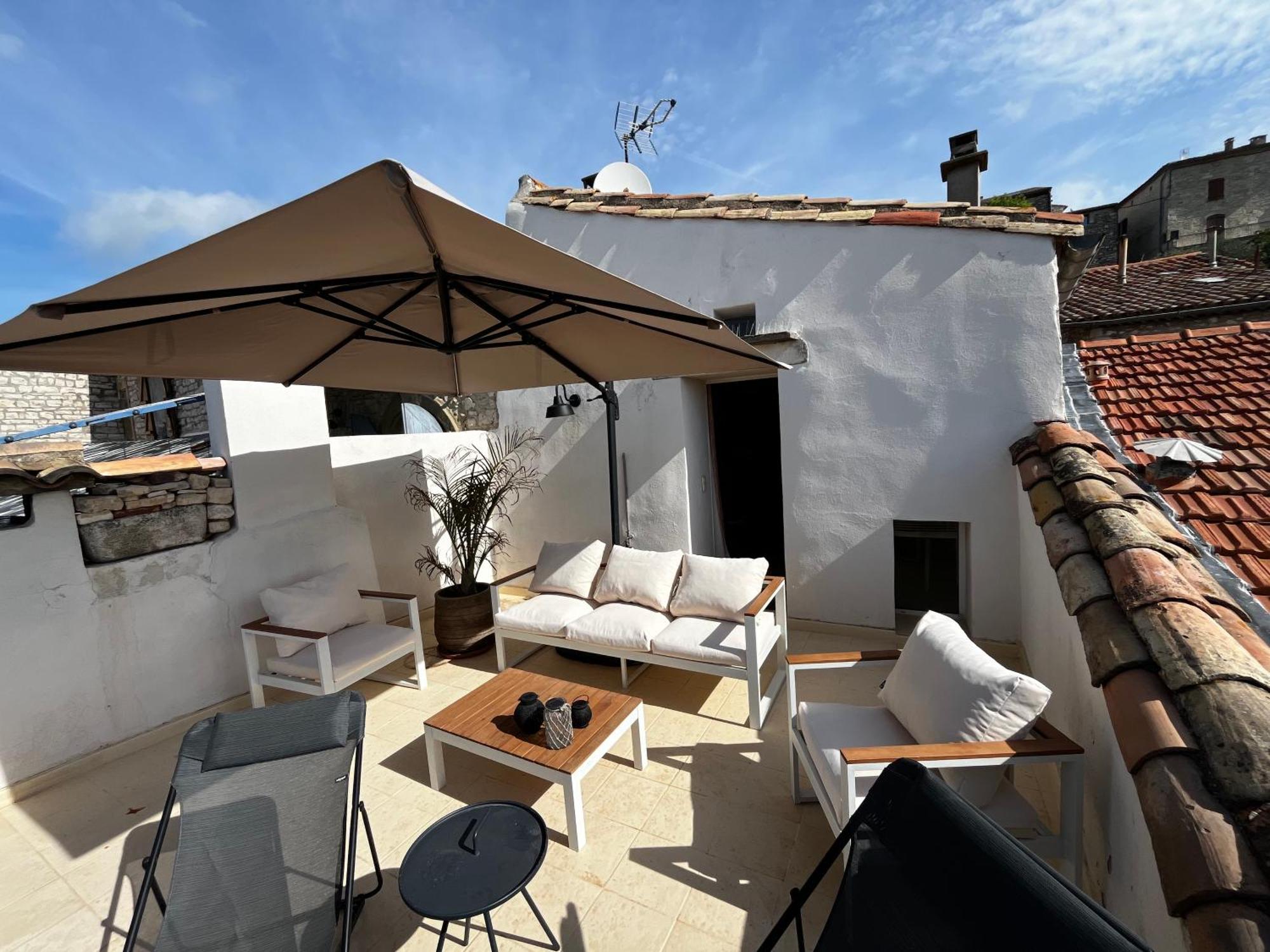 L'Ostal Bestort Vezenobres Exterior photo